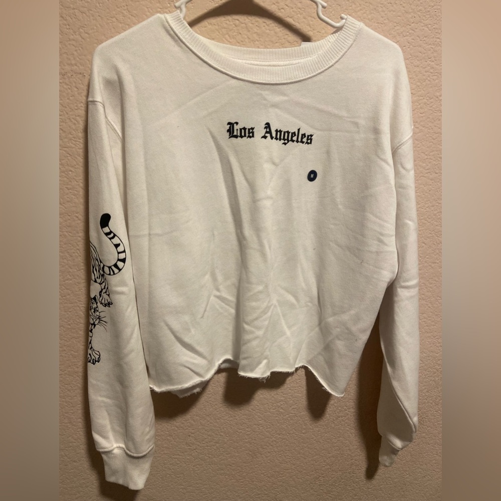 Hollister/ White Cropped Crew Neck/ Medium